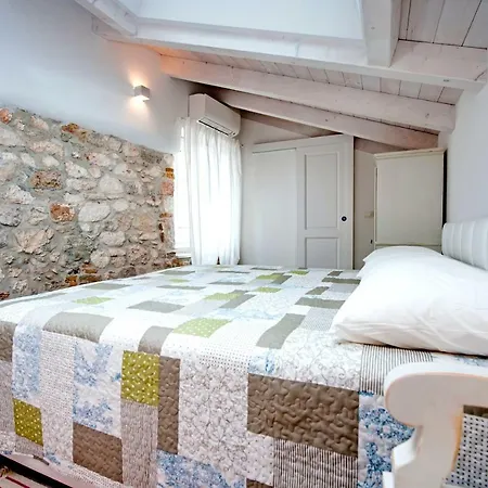 Apartment And Studio Ca' 3 Vie Rovinj Exterior photo