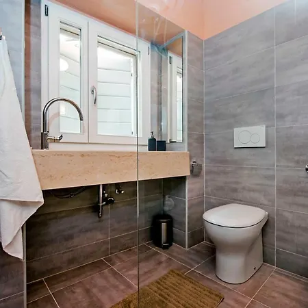 Apartment And Studio Ca' 3 Vie Rovinj Exterior photo