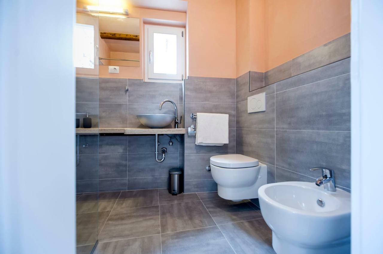 And Ca' 3 Vie Apartment *