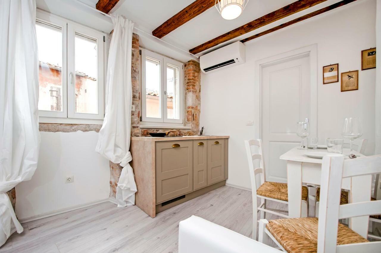Apartment And Ca' 3 Vie Rovinj