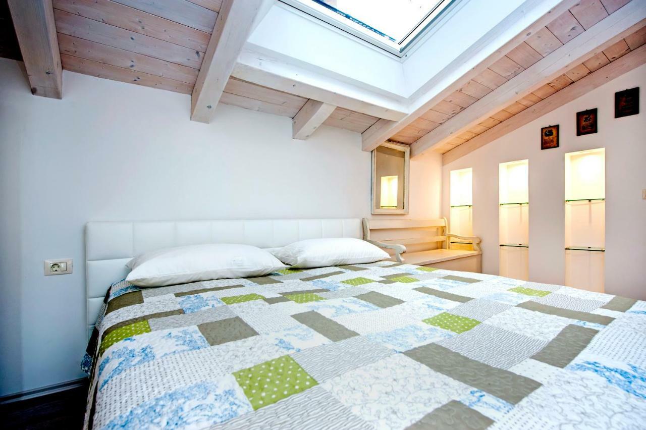 And Ca' 3 Vie Apartment *